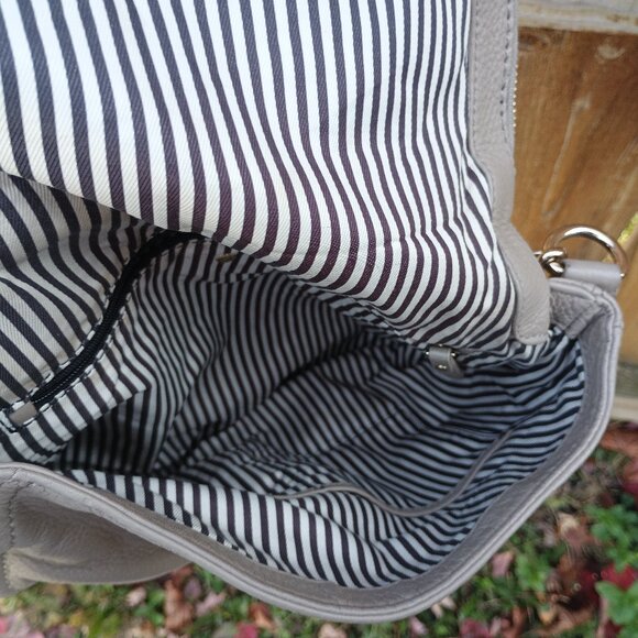 Kate Spade New York Cobble Hill Penny Hobo Handbag - Picture 2 of 6